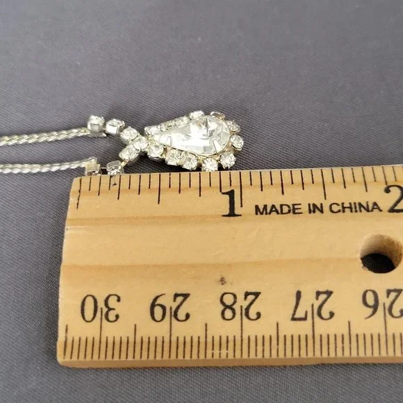 Womens Silver Tone Chain Fashion Necklace Teardrop Crystal Pendant 17 in - Picture 8 of 8